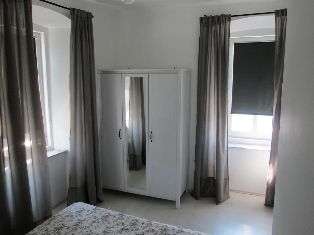 Vlatkoviceva Apartments Senj  Δωμάτιο φωτογραφία